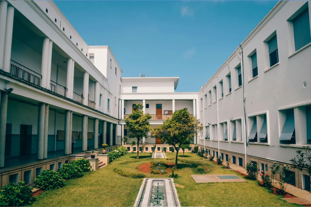 Campus Feature